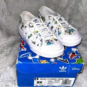 Adidas -Disney Goofy character toddler (8) sneakers